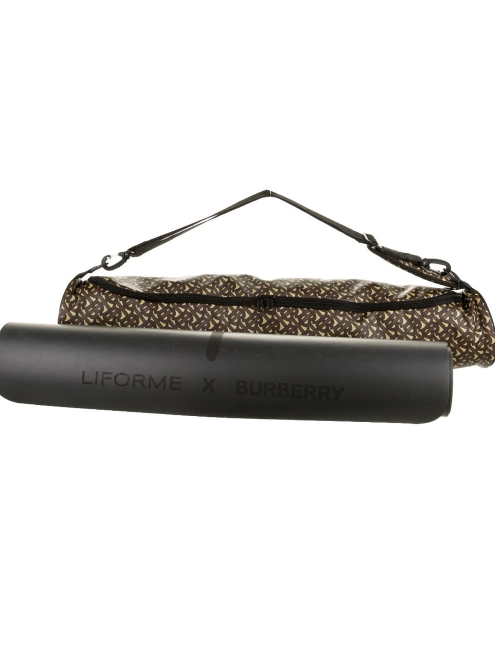 🧘🏼‍♀️ Burberry X Liforme Brown Monogram Yoga Mat Carrier with Black Sleeve